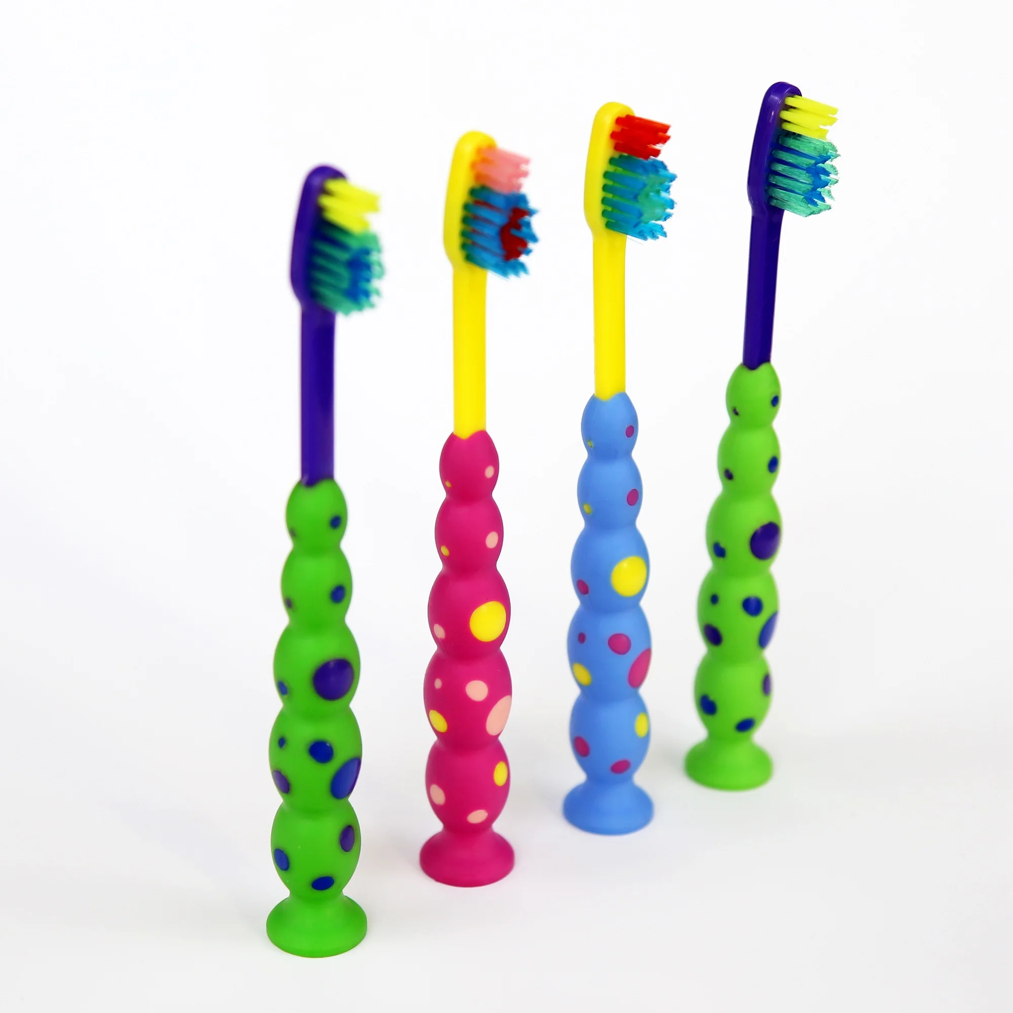 
Baby toothbrush of Candy Shape Design with Sucker Planted with Soft or Super Soft Nylon 610 in Cheap Price 