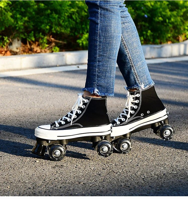 4 Wheels Retractable Quad Skate Double Roller Skates With Light In The
