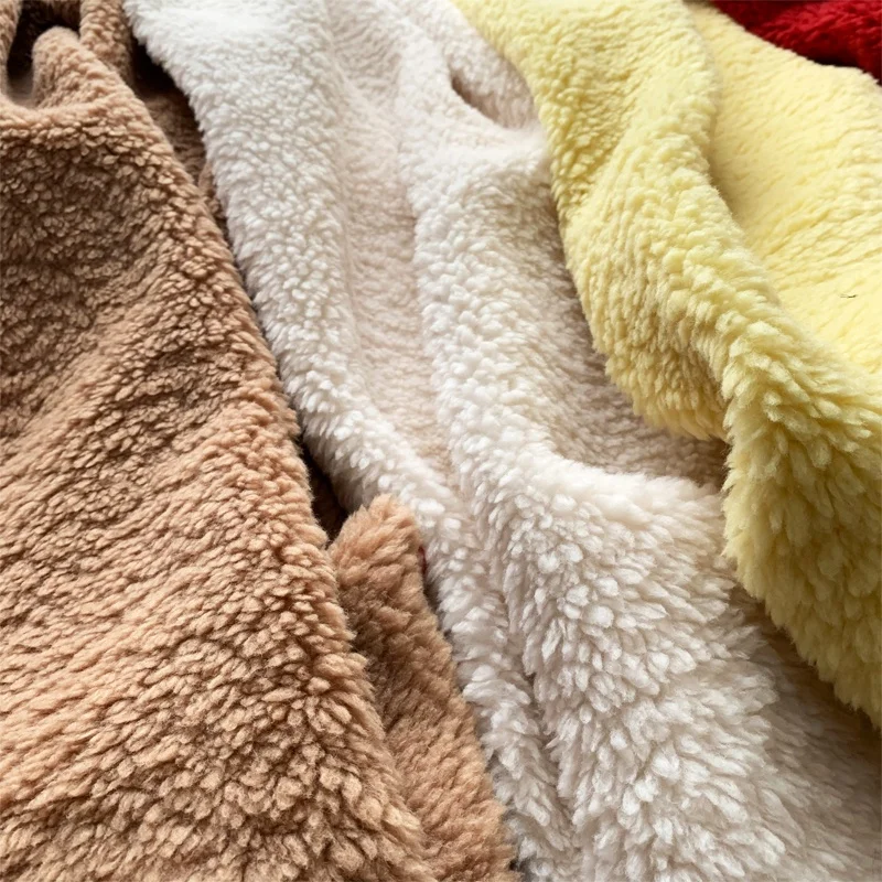 Лидер продаж, однотонная красивая ткань из искусственного меха для одежды, домашнего текстиля, игрушек