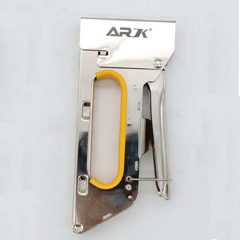 Portable Durable Home Upholstery Fixing Staple Nail Gun Manual Nose Air Pressure GS Staple Gun