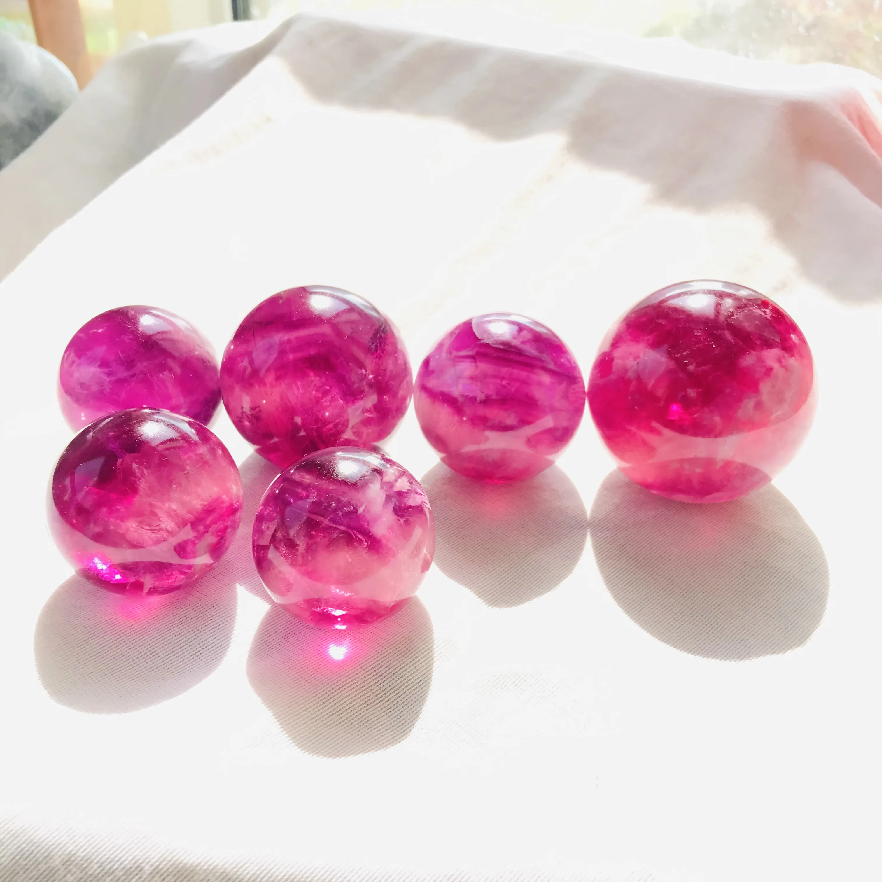 Wholesale crystals crafts natural quartz red  fluorite sphere Reiki  crystal sphere for fengshui