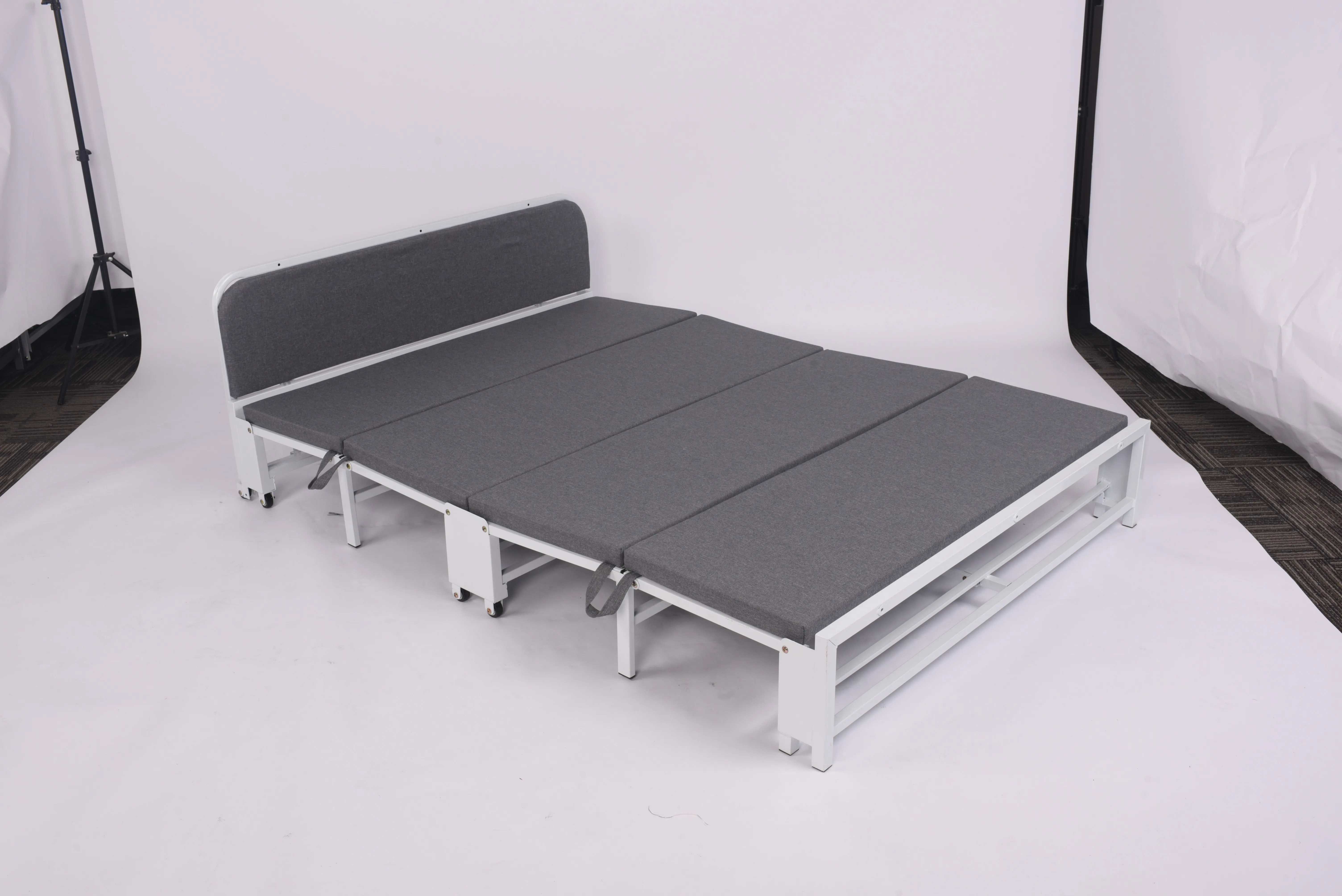 Source Factory High Quality Four- Fold Metal Wooden Cabinet Classroom Lunch Break Bed Sponge Bed for School Office Dormitory