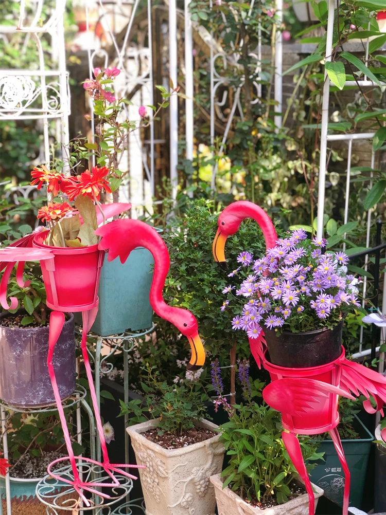 Garden Decoration Big Size Plant Pots Metal Made Pots for Plants Garden Flamingo Shaped  Plant Pots Wholesale