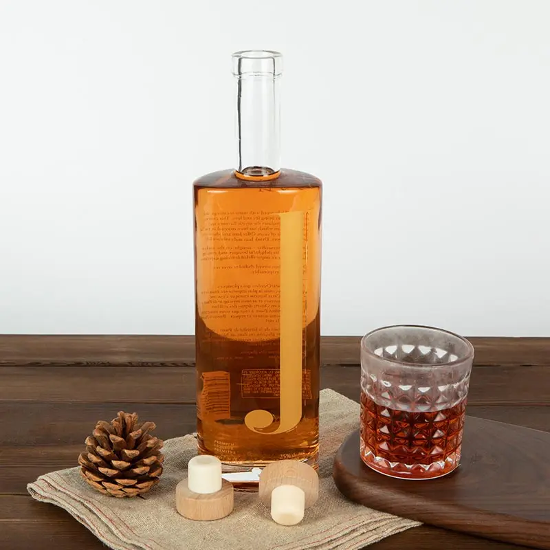 Manufacturer Hot Stamping 750 ML 25 OZ Transparent Empty Brandy Whisky Gin Rum Glass Spirits Bottle with Cork