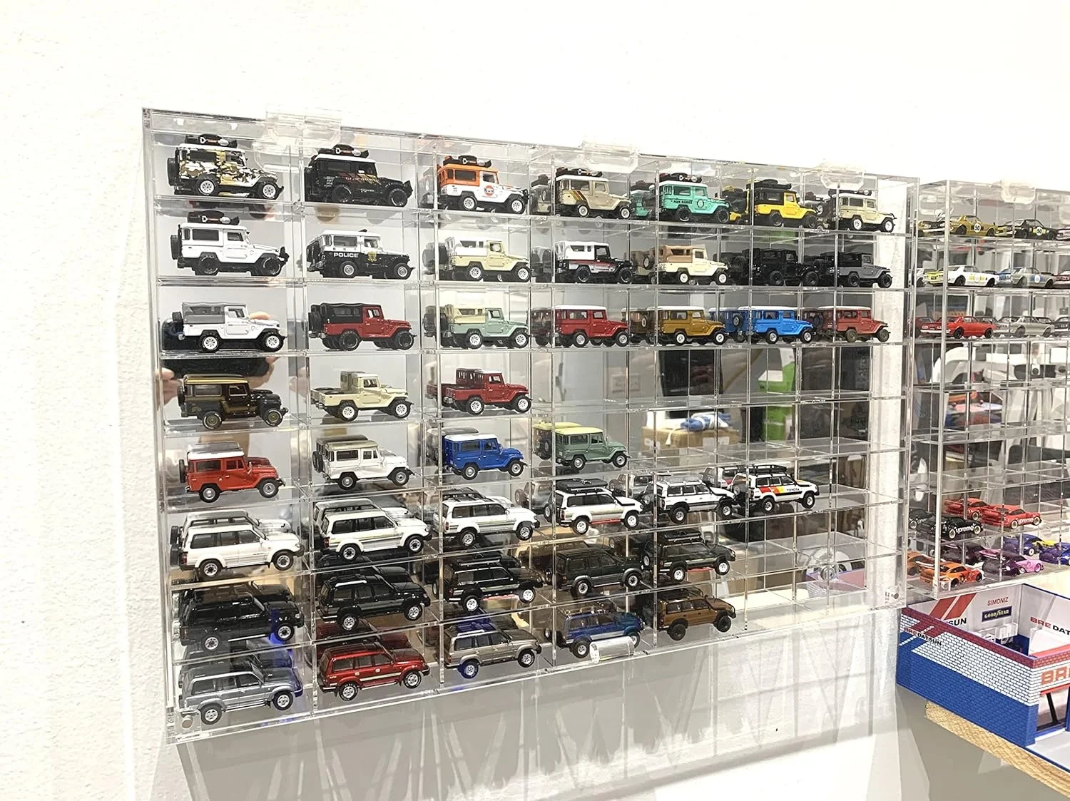 Профессиональный акриловый защитный ящик для хранения игрушек Hot Wheels модель автомобиля витрина оптовой продажи