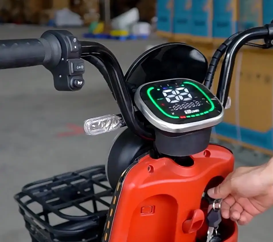 High Quality 48V 350W Electric Scooter Bike from Chinese Factory Strong City Bicycle Tube Battery Rear Hub Motor Cheap Price