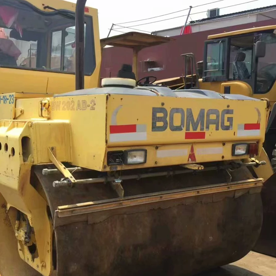 Б/у дорожный каток BOMRG 20 тонн, оригинальный дорожный каток BOMRG в хорошем состоянии, дешево для продажи