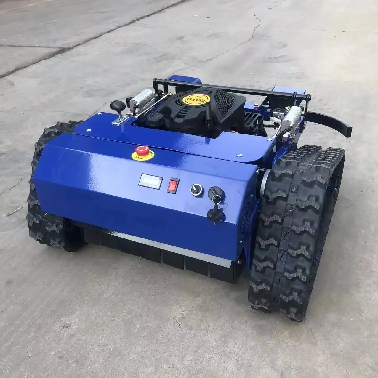 Mowers RC Slope Lawn Mower Tracked All Terrain Remote Control Robot Weed Mowing Machine