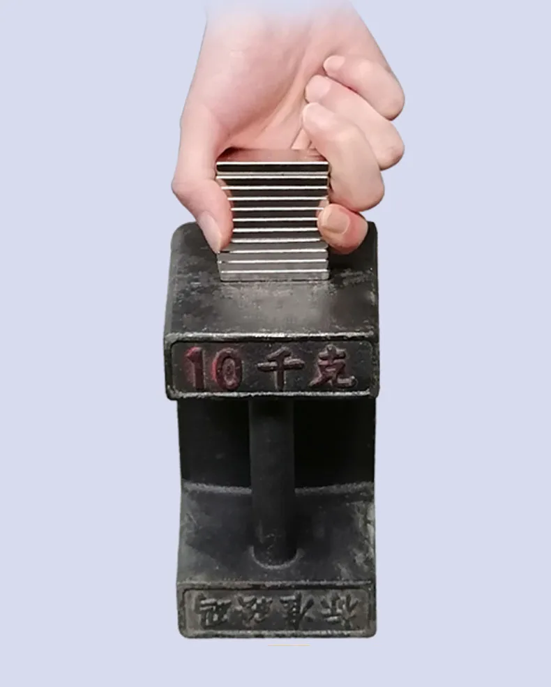 Бесплатные образцы N35 20*10*4 с 4 сильными неодимовыми