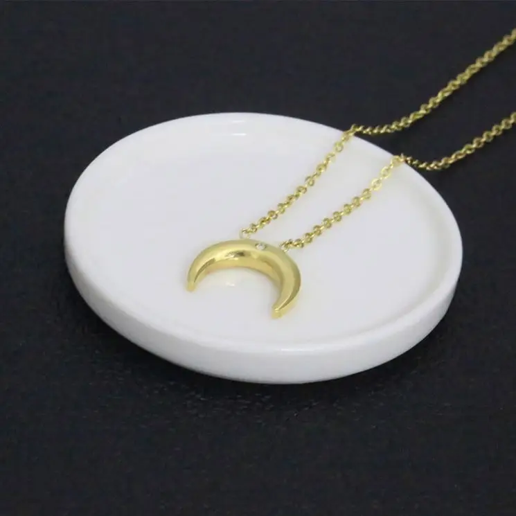 Wholesale Stainless Steel Simple Gold Chain Imagination Shine Necklace Crescent Necklace