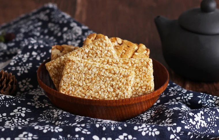 15g package Digestive biscuit sesame crispy individual pack sesame biscuit