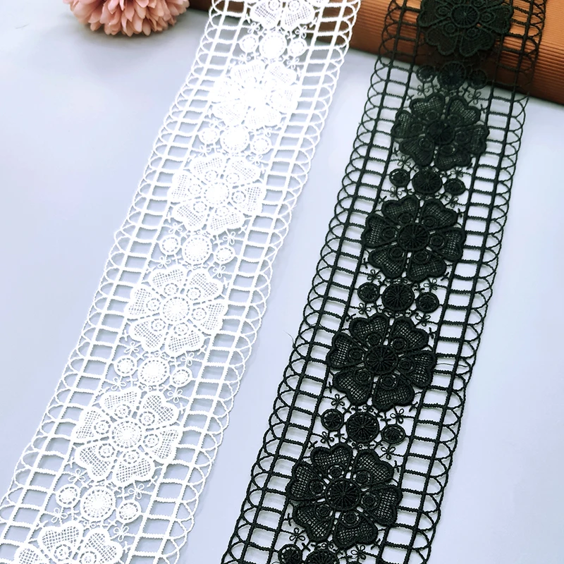 Custom Beautiful Flower Shape Eco-friendly Ladies Embroidery Lace Trim
