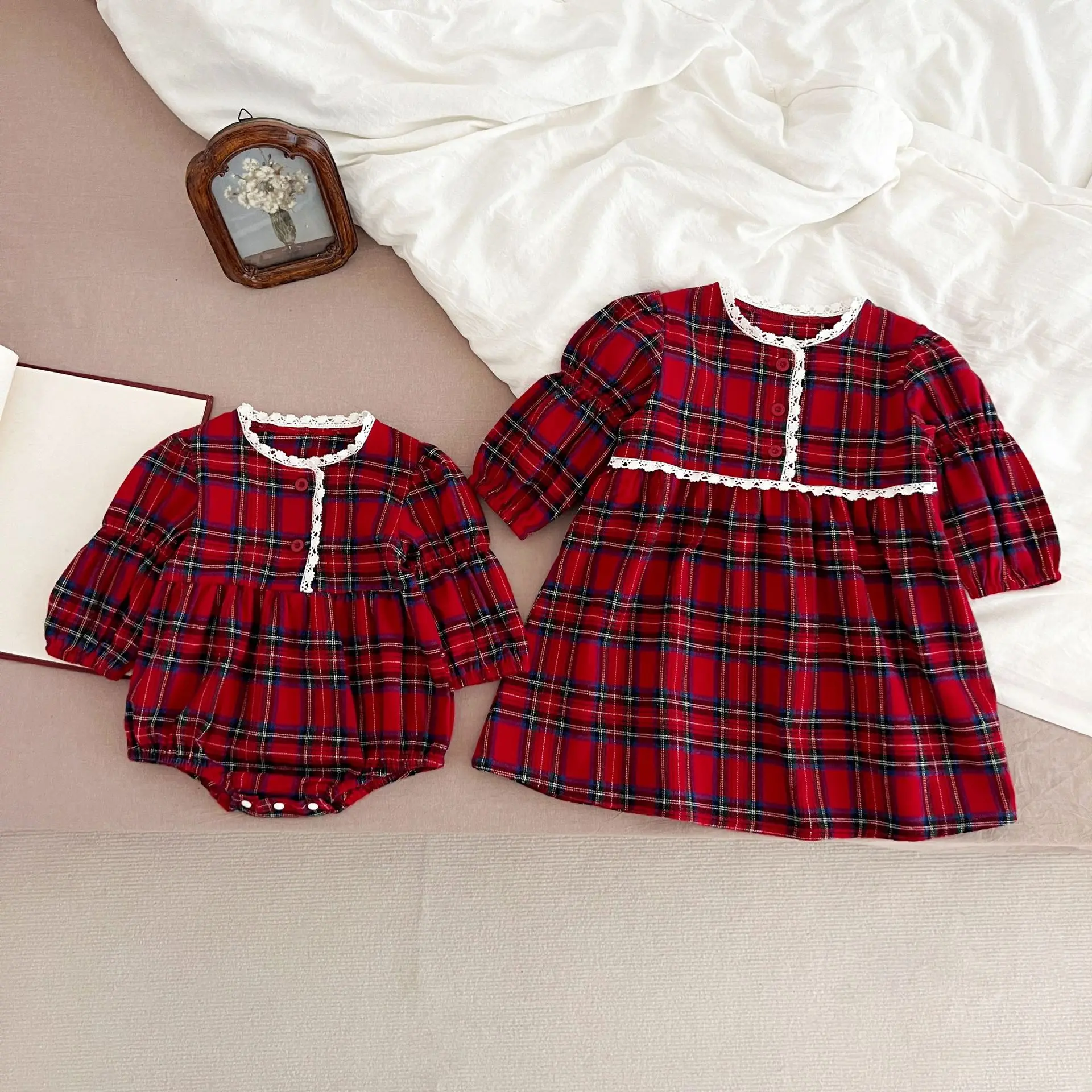 C1001 Christmas design newborn baby girls puff sleeve romper infant toddler girl red plaid dresses princess clothing