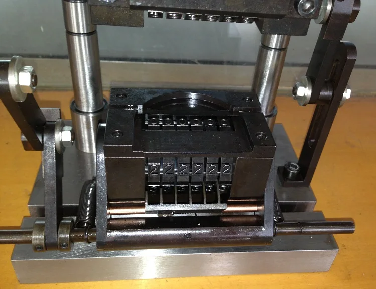 numbering machine head numerator