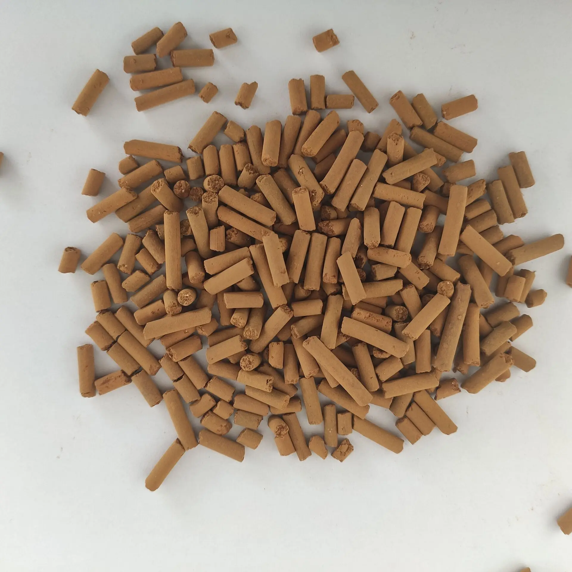 HT-TT sulfide-removal adsorbent