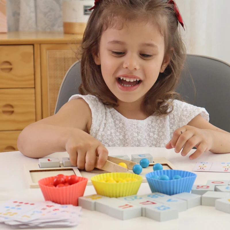 Hot Sale OEM Montessori Wooden Counting Number Pre-School Calculating Game Math Learning Board play fun board game for Kids CE