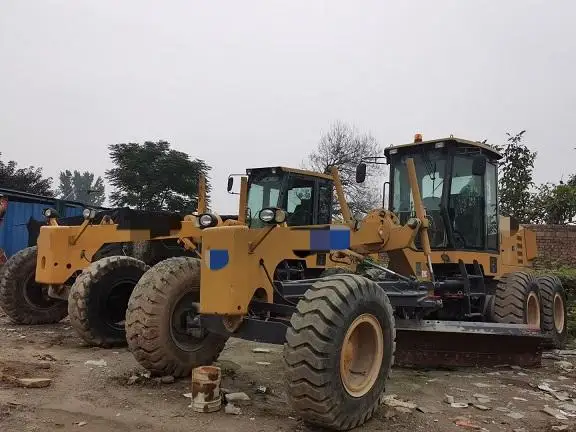 China cheap  on the stock GR215 tractor road grader wheel-type grader with low price