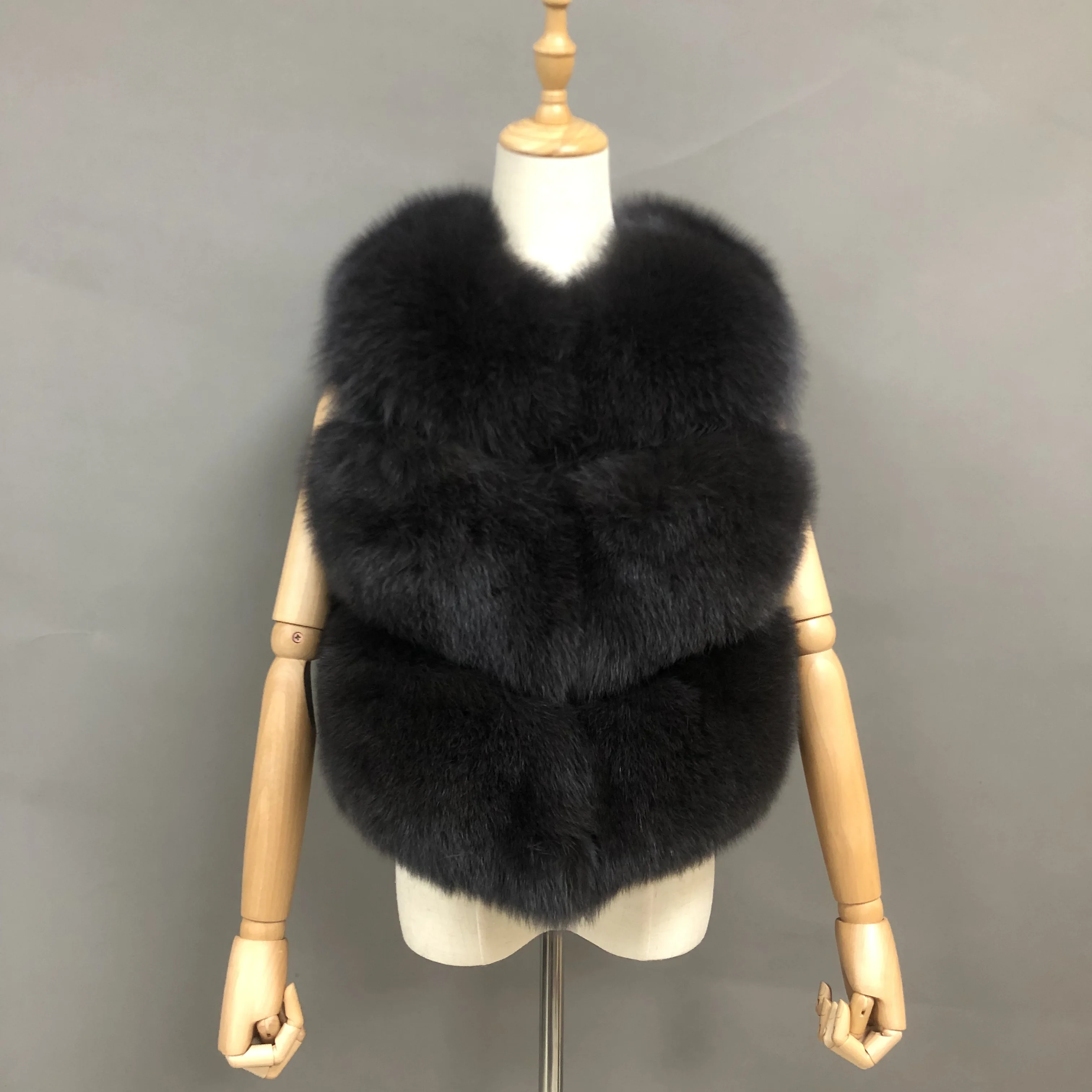 Factory Wholesale Cheaper Real Fox Fur Vest Women Sleeveless Fur Jacket Furry Coat Winter Fox Gilet Lady