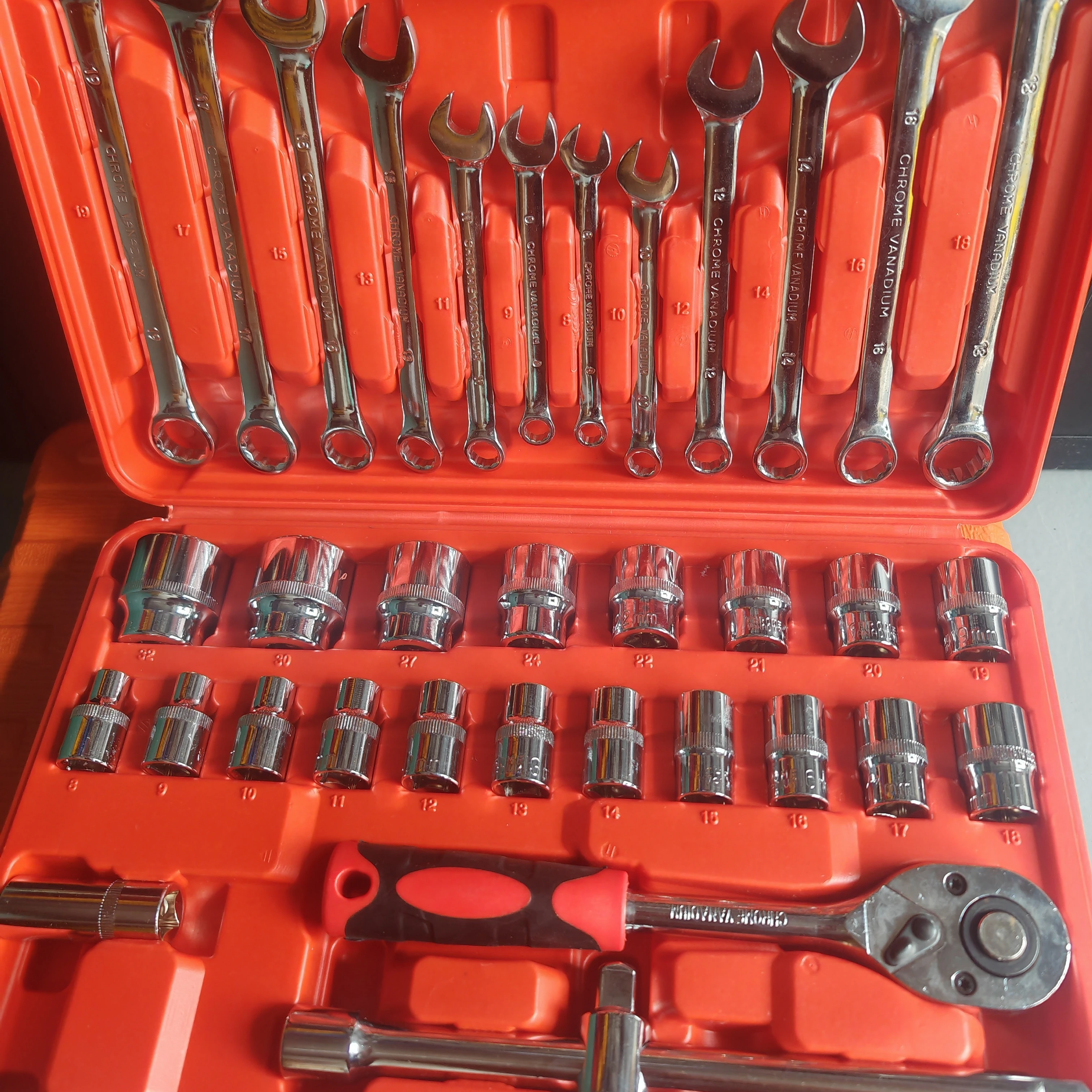 37pcs ratchet spanner socket set hardware tool kit tool box car repair torque spanner set socket tool set car repair