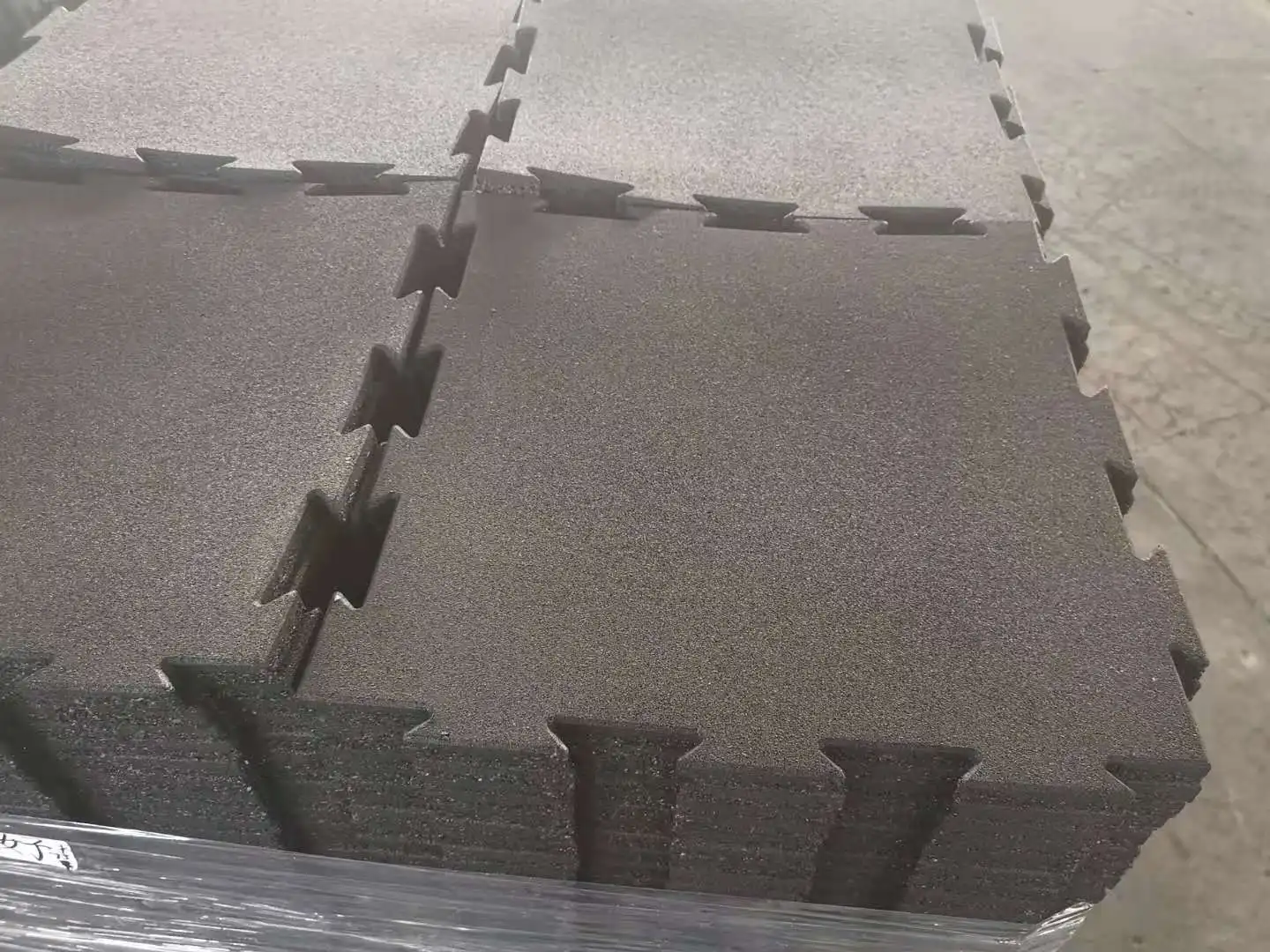 Good performance flooring accessories sound absorption rubber flooring mats underlay