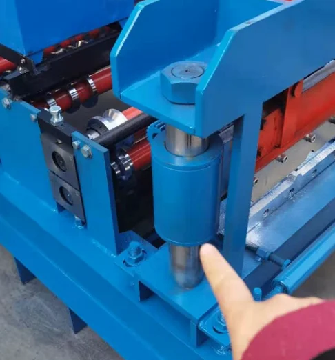 UPVC GLAZE ROOFING TILE MACHINE, PLASTIC ROOF TILES MAKING MACHINE CHINA