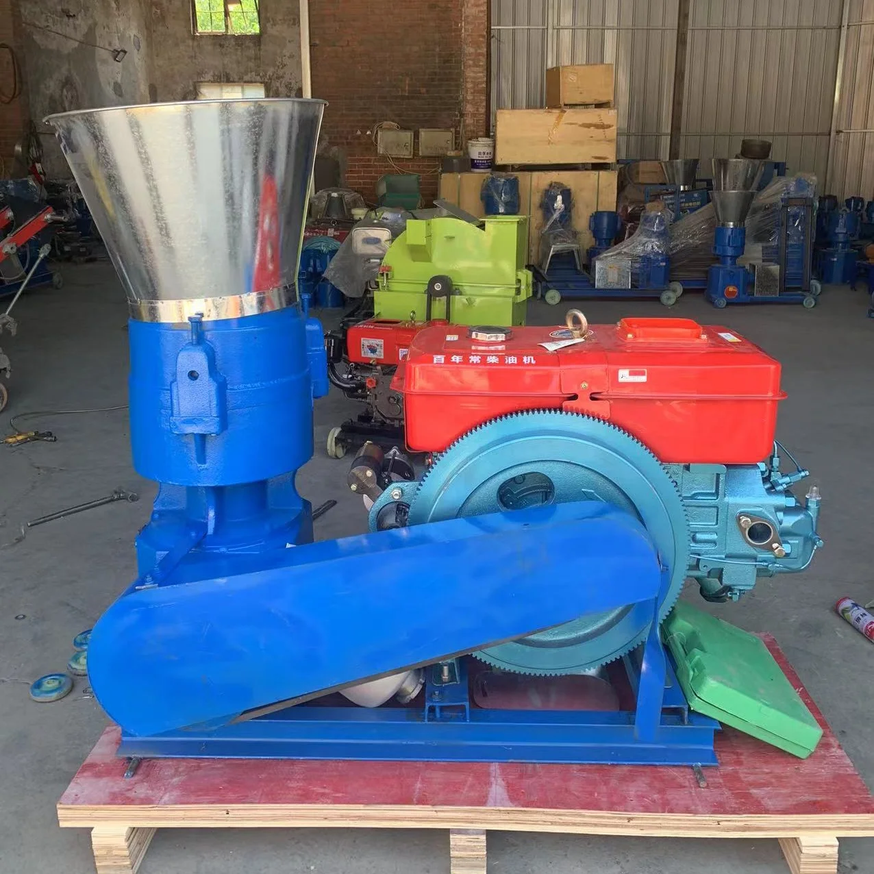 Diesel engine type wood pellet mill machine, pellet making machine on sale