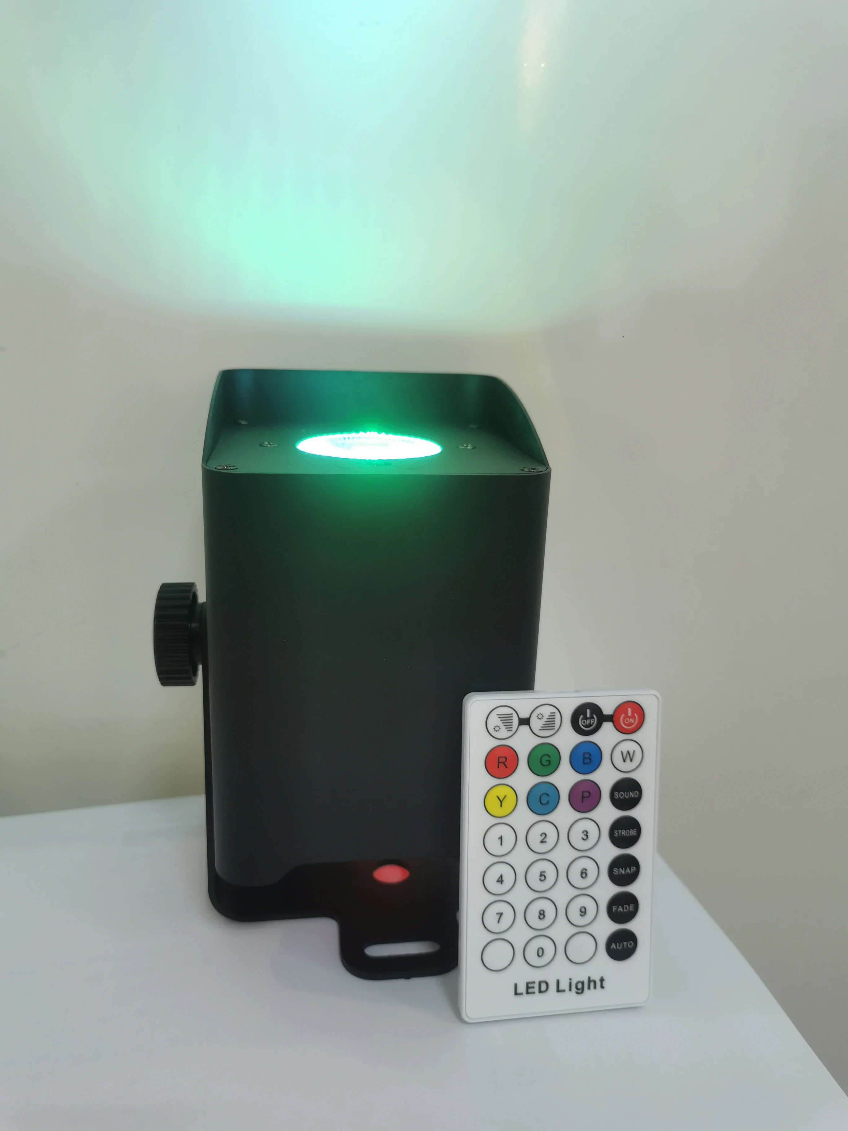 DMX 512 Rechargeable Battery Powered 1pcs 15W RGBWA 5 in1 Wireless DMX Par Can