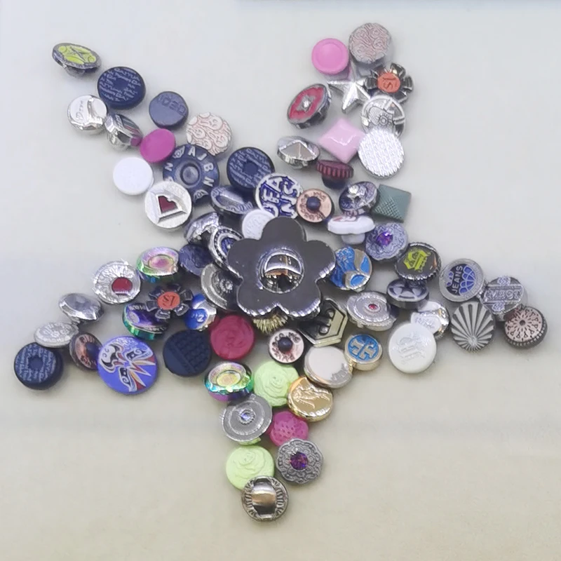 Factory Directly Wholesale Competitive Price Metal Jeans Rivets Custom Shape Engrave Logo Brass Rivet for Jeans Garment