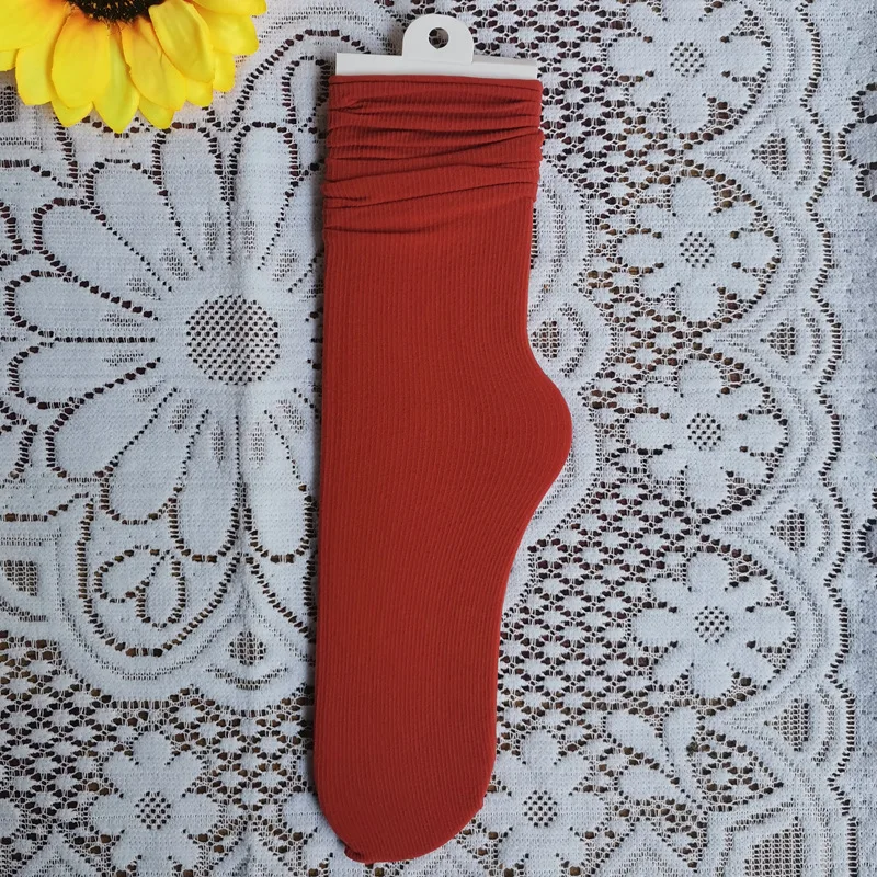 Free sample wholesale slouch socks summer women cute custom embroidery girls fashion socks