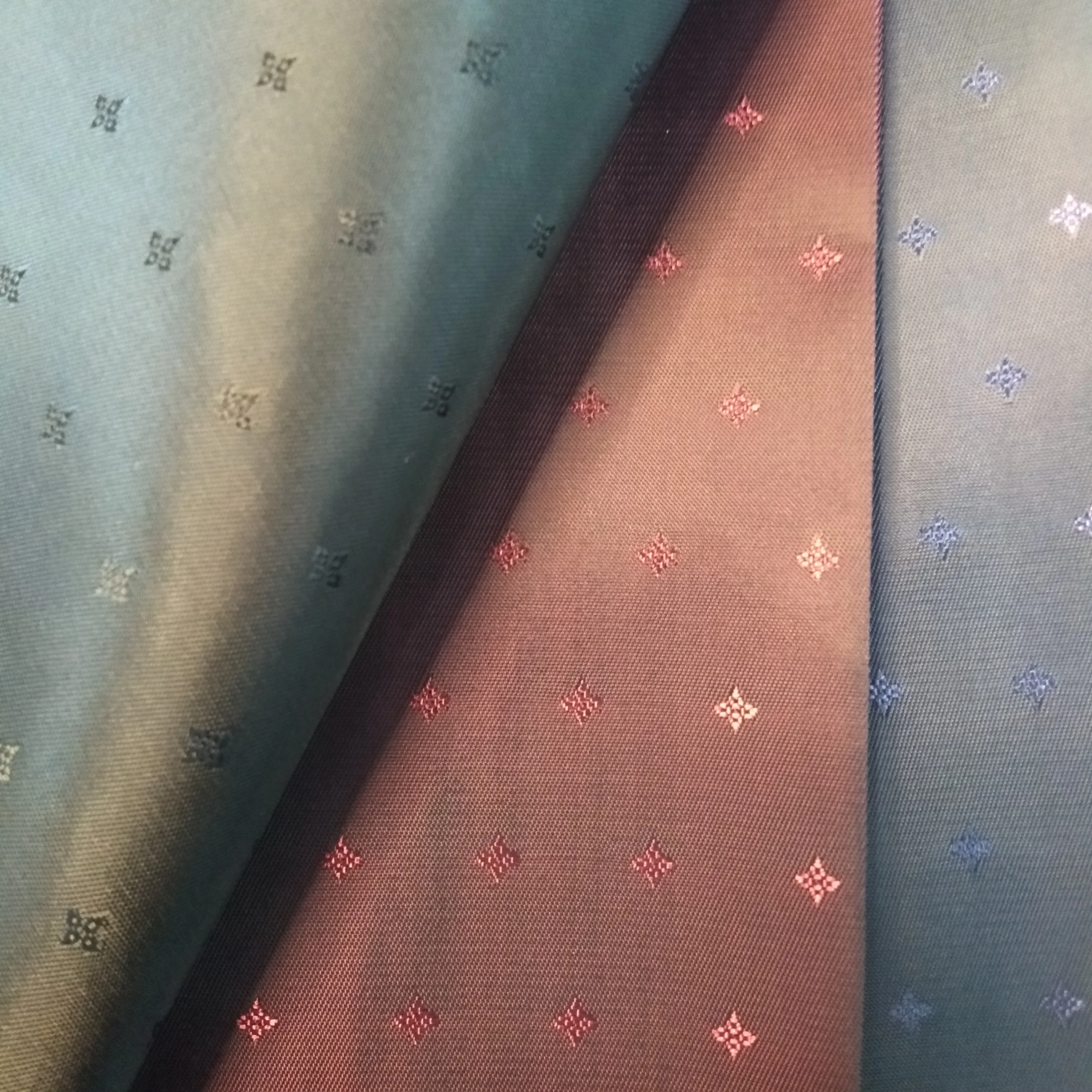 2022 new high quality polyester  viscose paisley woven brocade jacquard lining fabric for suit coat jacket garment