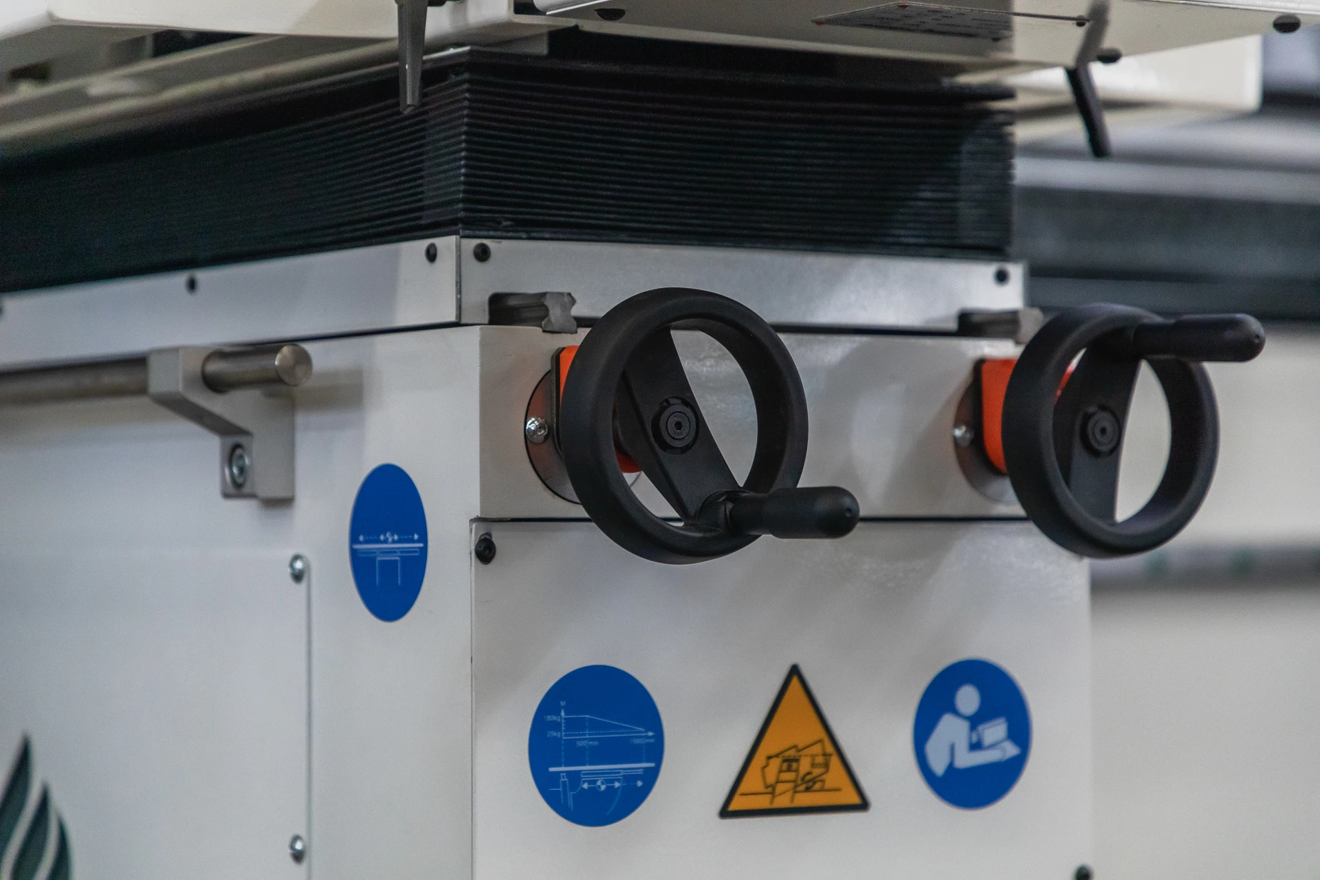 ACCURL CNC Press Brake bending machine press brake global supplier