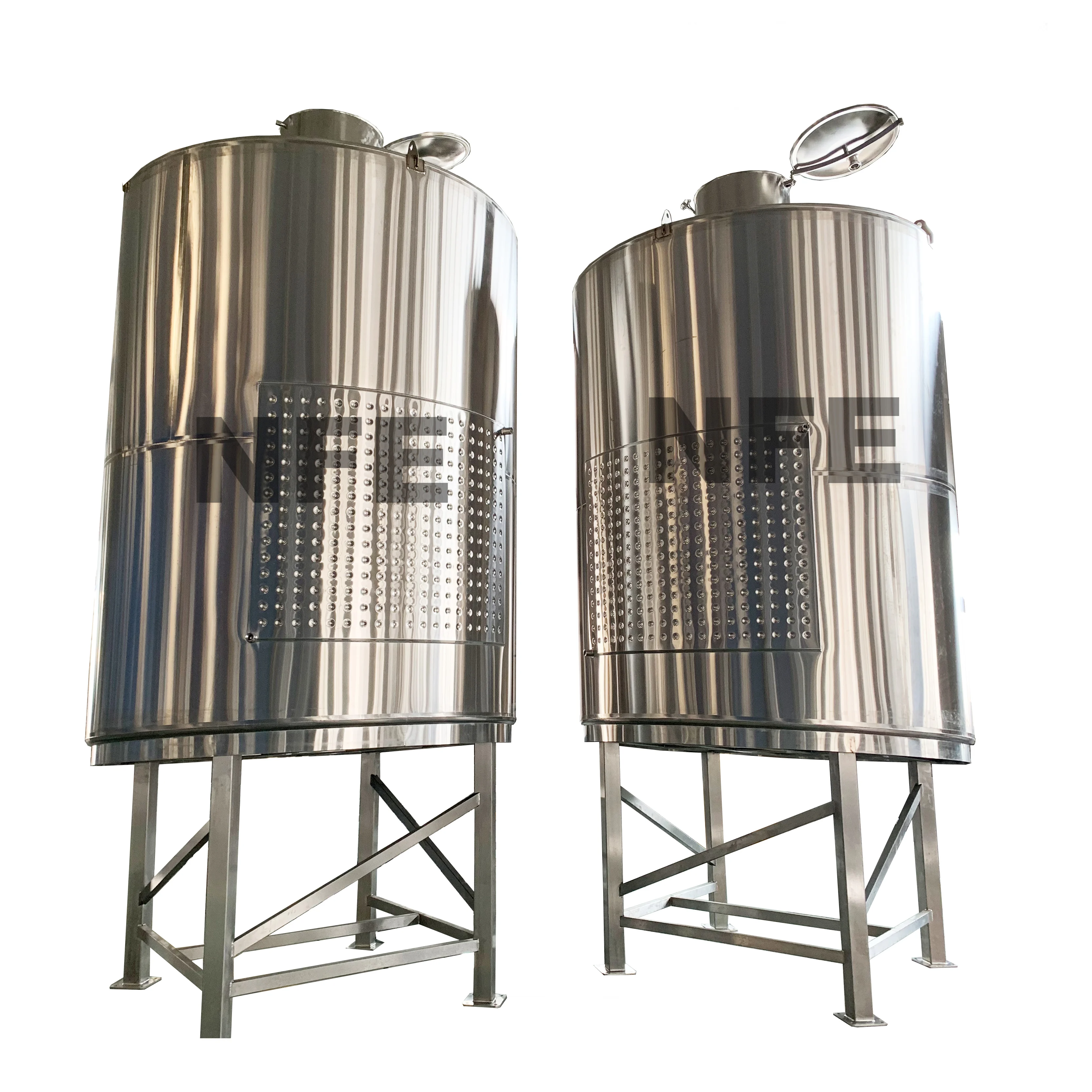 
Conical Beer Wine Winery Fermenting Equipment, Fermenter With Dimple Plate Cooling Jacket 