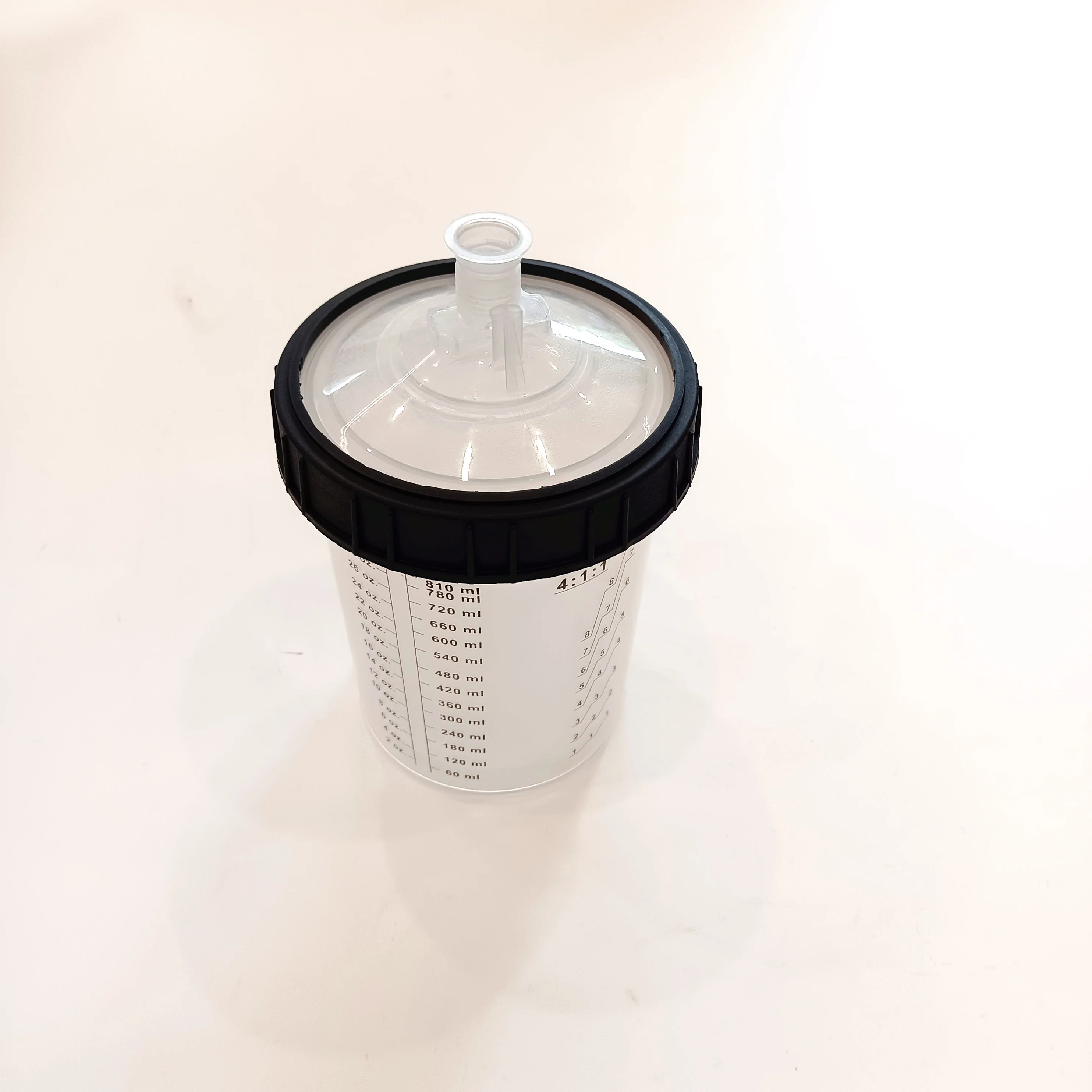 Factory Plastic Paint System Disposable 600ml Mixing Power Air Spray Gun Cups Liner And Lids 125/190 mic Filters For Auto Repair