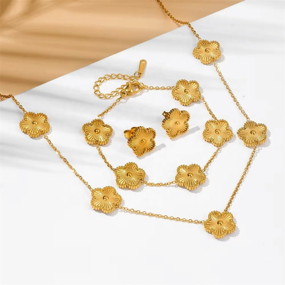 Fashion luxury 4 Piece Jewelry Sets 18K Gold Stainless Steel Flower Clover Necklace and Bracelet Earrings Jewelry Sets For Women