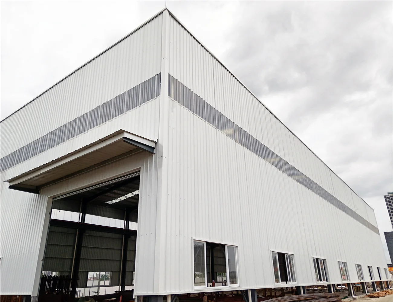 Peb Design Construction Light Steel Structure Metal Workshop Factory Storage Hangar Building Warehouse