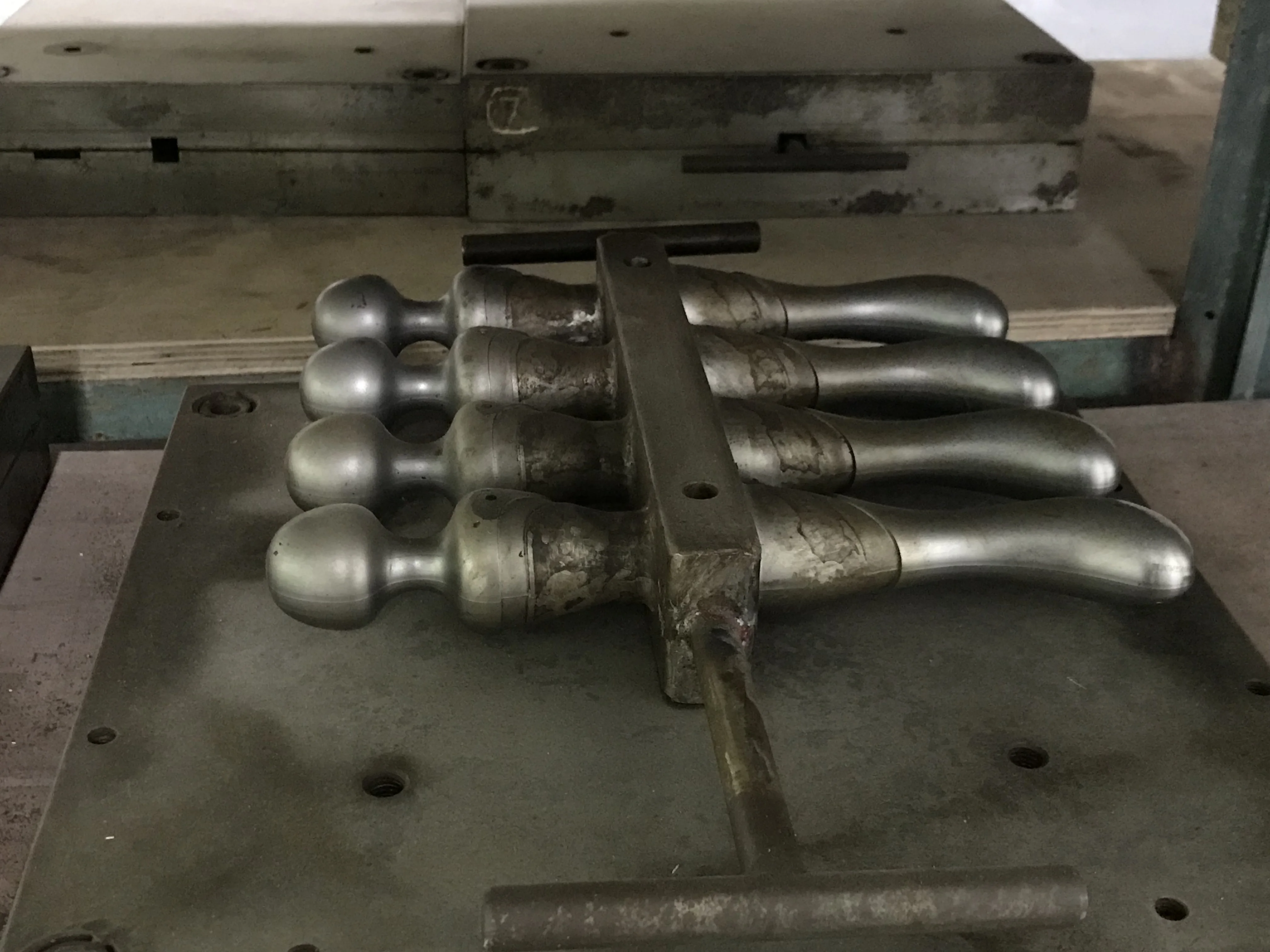 10 Speed  Frequency Powerful Usb Silicone Vibrating Body Massager Dildo Sex Adult Toys AV Stick Wand Vibrator For Women