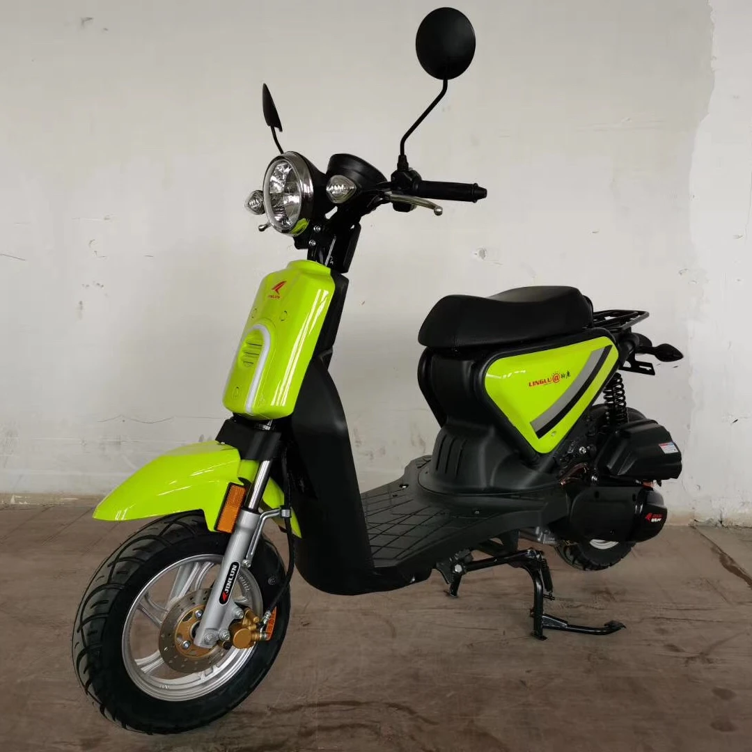 Hot sell mini legal gas moped 49cc city transportation gas mother scooter for sale adult
