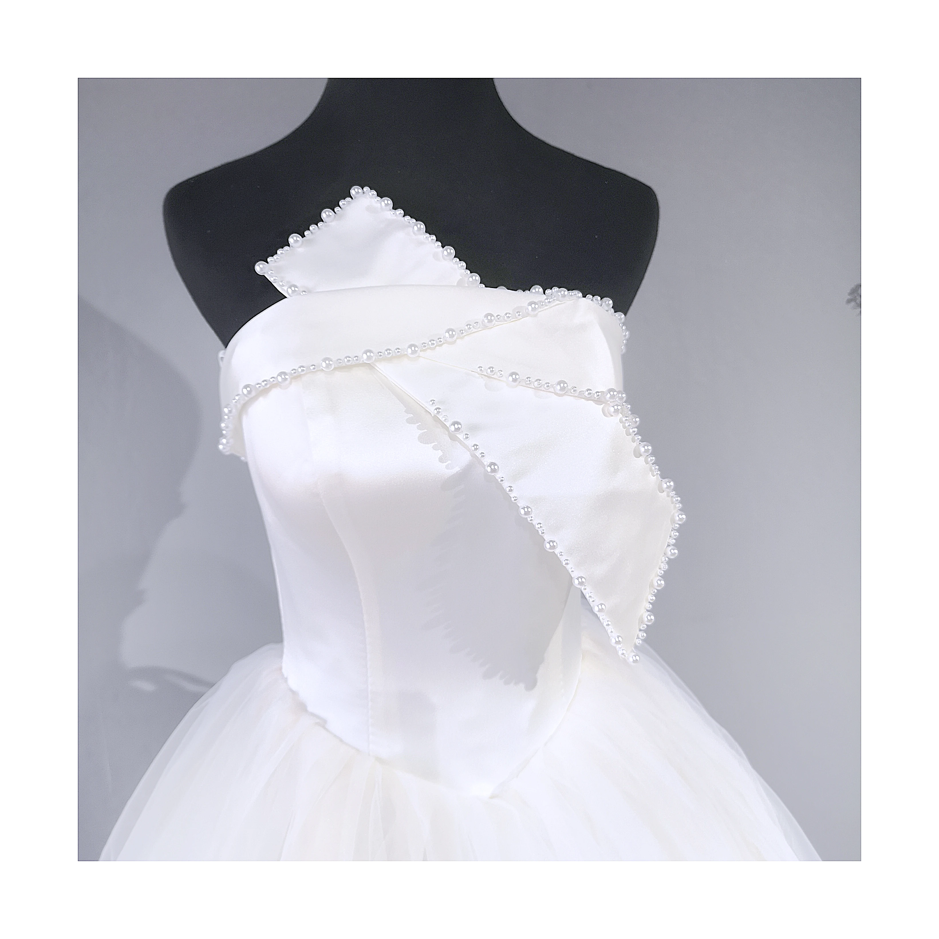 Luxury CrystalManufacturer Long Tail Ball Gown Turkey Istanbul Women Fashion Lace Simple Element wedding dress