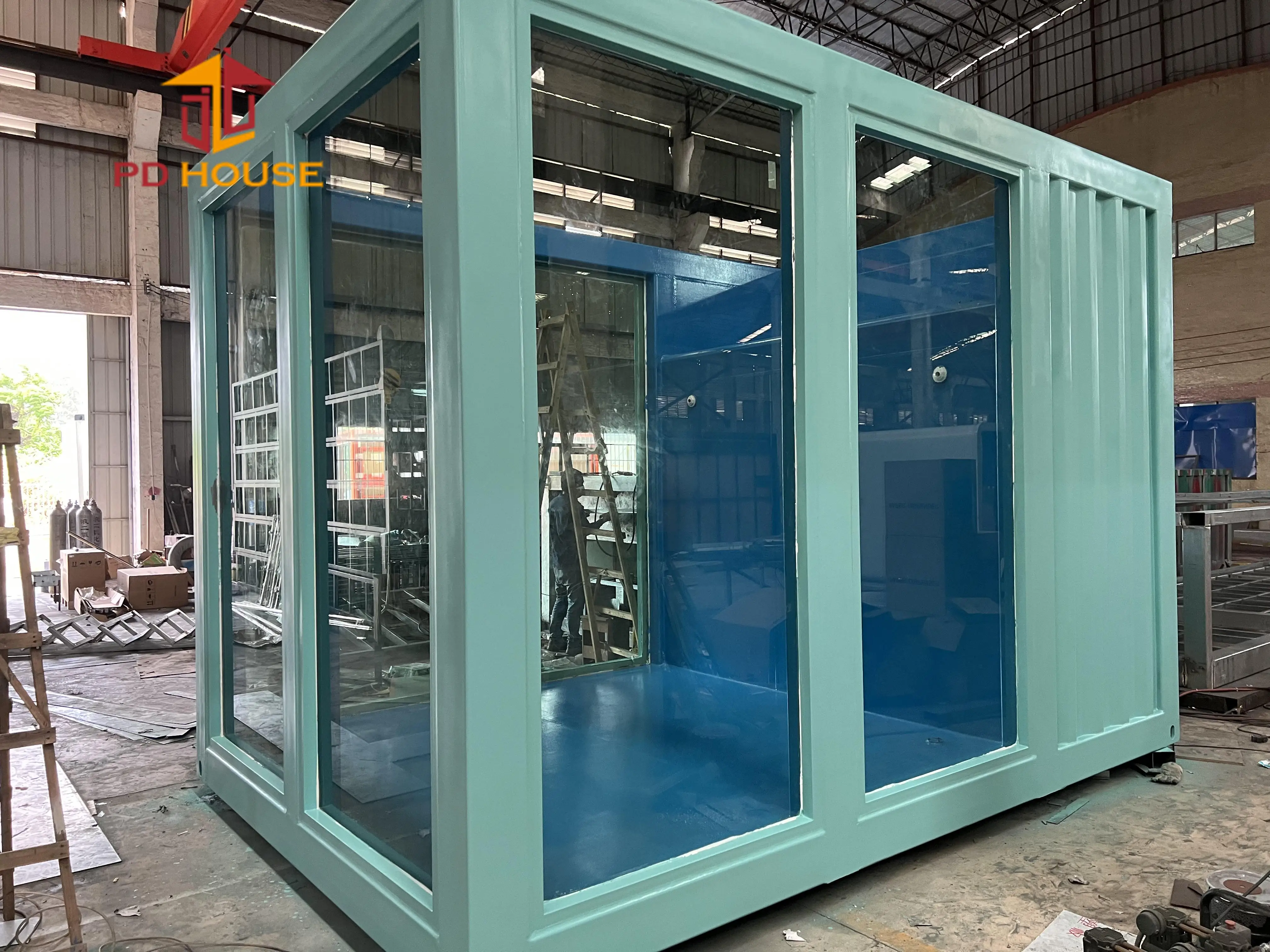 High quality mobile outdoor ground visible glass container pool large size small size swimming pool