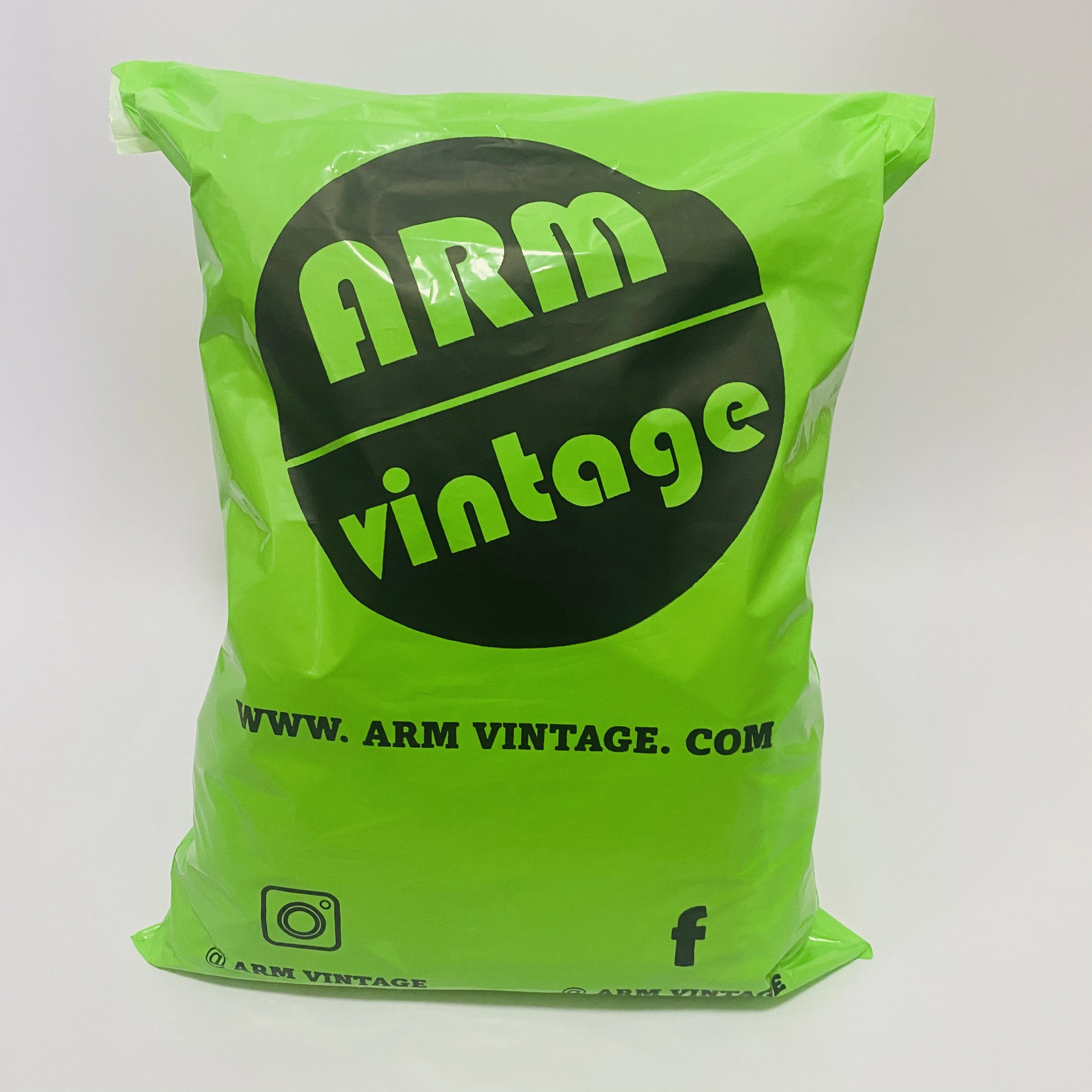 [Fast Delivery]1 Bag Customised Logo Mini Quantity Eco Friendly Packaging Bag Negotiable Shipping Poly Mailer Black Envelope