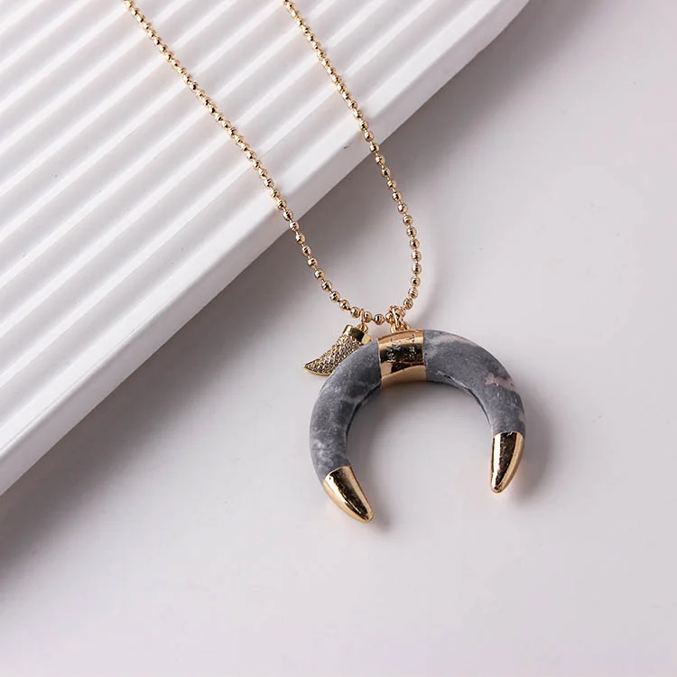 Hot Selling Gold Plated Necklaces Natural Stone Zircon Brass New Trendy Crescent Moon Necklace