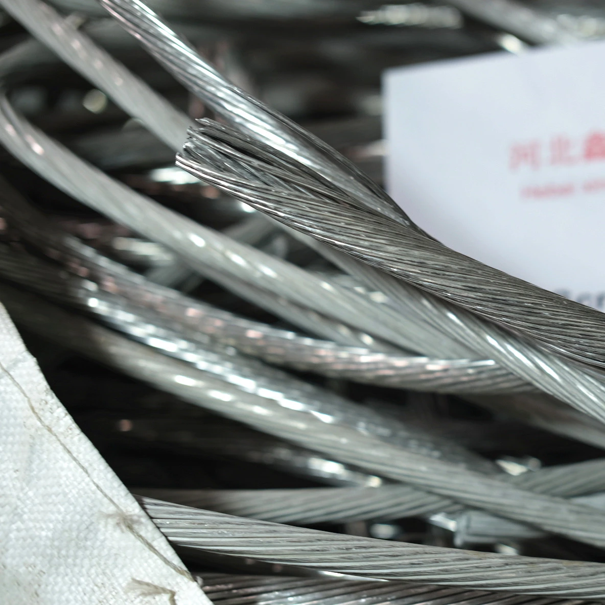 Металлический лом высокой чистоты 99,99%, алюминиевая проволока, изготовленная в Китае