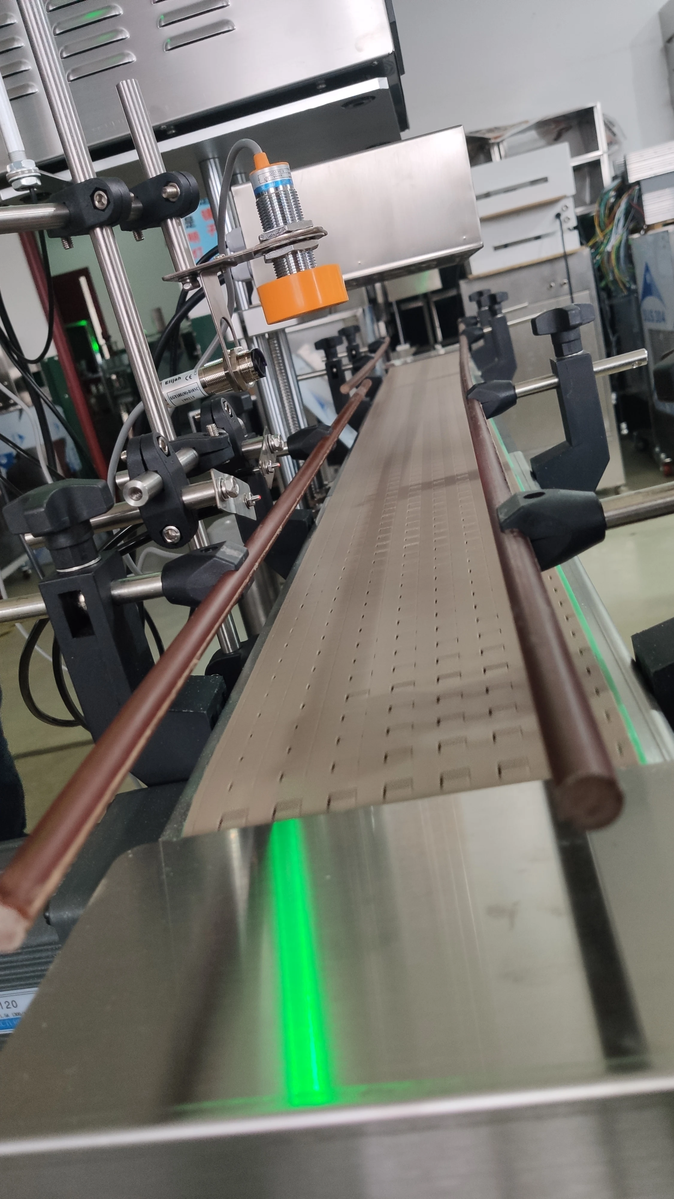 
Siemens PLC SR-3000A Induction Sealing Machine For all kinds of Bottle 