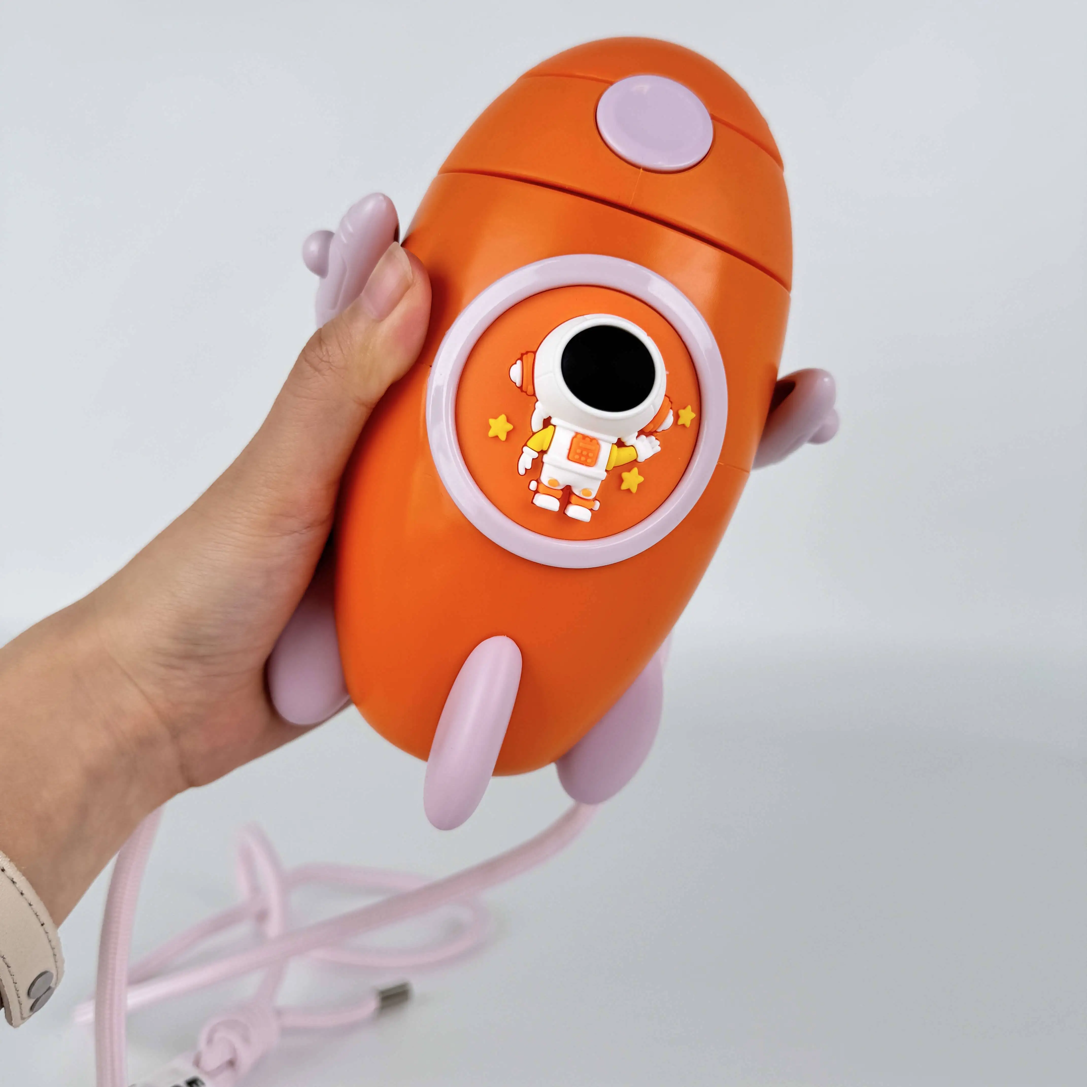 Creative Cartoon Rocket 500ML 16oz Kids Plastic Cute Outer Space Rocket Shaped Water Bottles Cartoon Drinking Water Bottles