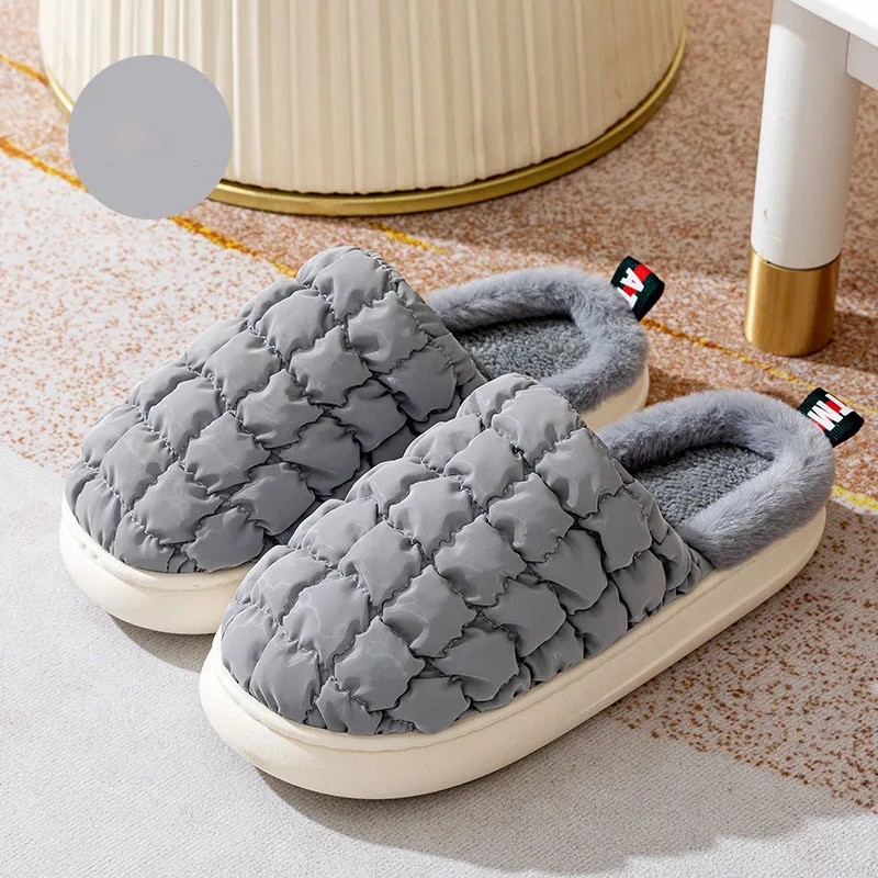 Chinese all kinds of slippers supplier to supply slippers for man and women in cheap price wholesale or bulk slippers