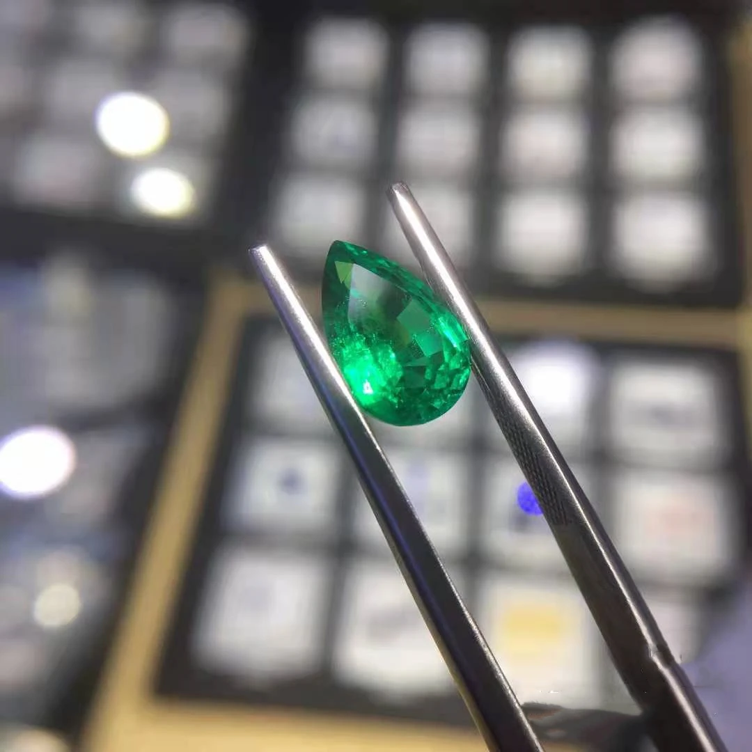 Factory Direct Wholesale Price Pear Cut Colombian Emerald Stones Synthetic Gemstones Hydrothermal Emerald for Jewelry Making
