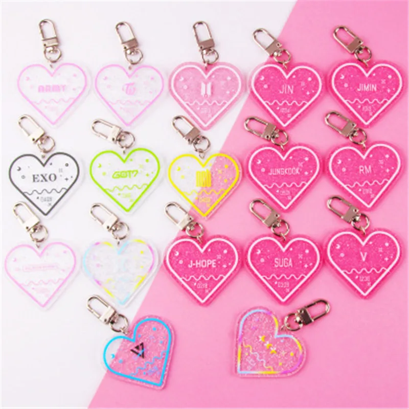 
Custom Kpop Acrylic Keychain Bangtan Boys Black Got7 Pink Glitter Transparent Heart Shape Keychain Lightstick Pendant Keyring 