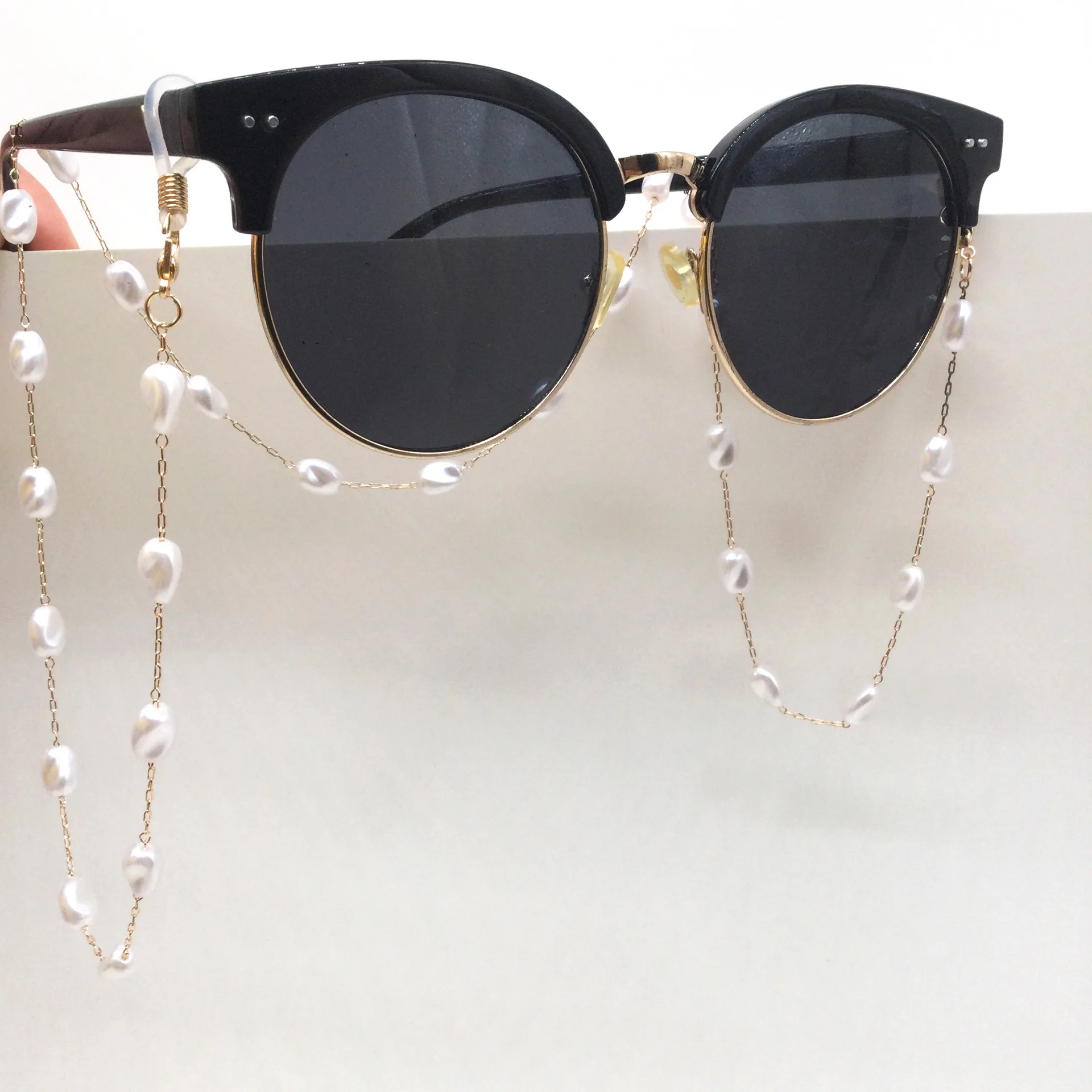 Wholesale gold sunglasses chain multi-style fashion chain glasses strap