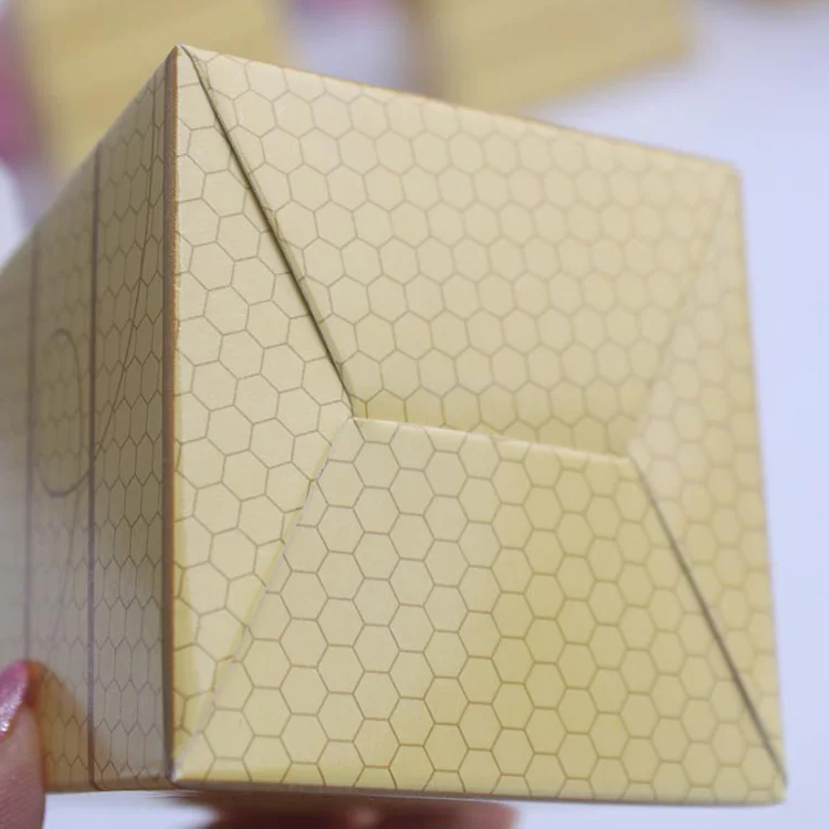 Cartoon Bee Yellow Hexagon Chocolate Sweet Candy Packaging Box For Baby Shower Party Decoration Kids Birthday Gift Boxes