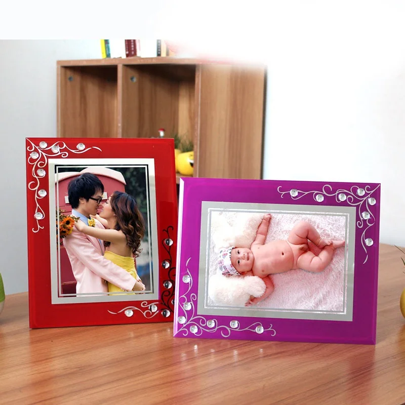 
Crystal Photo Frame On The Desktop Used For Home Fashion Decoration Crystal Digital Photo Frame 